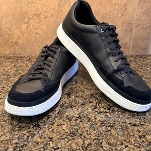 Gently Used - UGG Mens South Bay Sneaker Low Shoes-Black-1108959-BLK Size 14